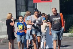 Pakiety startowe schodzą w szybkim tempie. Pierwsze rodziny wykonują zadania! - foto