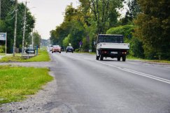 Gigantyczny koszt przebudowy starej drogi do Cieszyna. Przejmują działki i będą robić etapami
