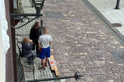Koszmar mieszkańców Rynku. „Utworzyła się melina. To już jest nieprzyzwoite i odstrasza ludzi”