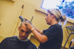 Kilkudziesięciu nowych rekrutów w bielskim batalionie. Symbolicznie otrzymali broń  - foto