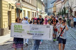 Kolorowa parada przeszła ulicami miasta. Dni Bielska-Białej rozpoczęte! ZDJĘCIA