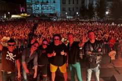 Wielotysięczna publiczność bawiła się znakomicie. Muniek z T.Love dał czadu ZDJĘCIA