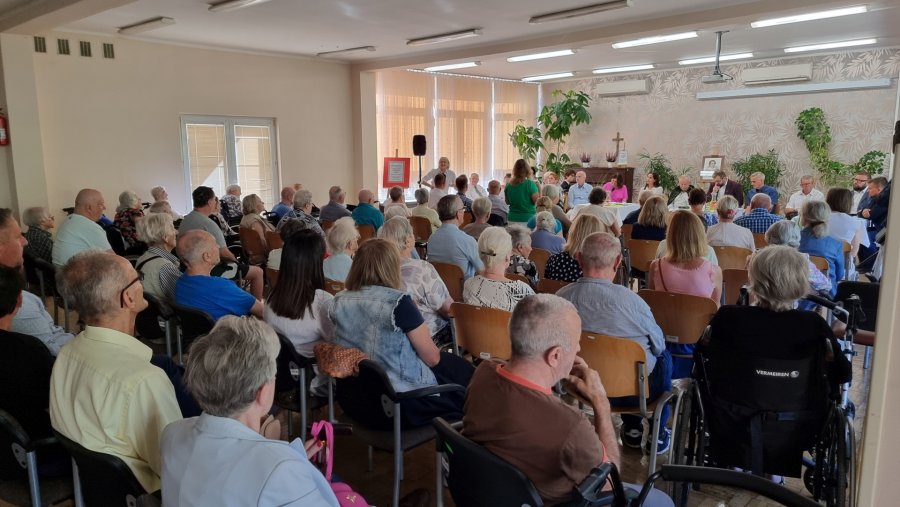 Narodowe czytanie „Kordiana”. Pełna sala gości w Domu Nauczyciela - foto