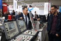 Blisko pół tysiąca wystawców i tłum gości. To największe targi energetyczne w kraju - foto