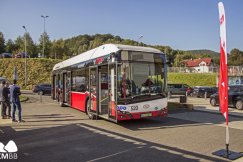 Po mieście jeździ autobus na wodór. MZK niebawem kupi sześć takich pojazdów - foto
