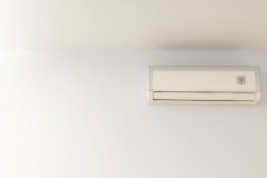 Koszty instalacji klimatyzacji - na co zwrócić uwagę?