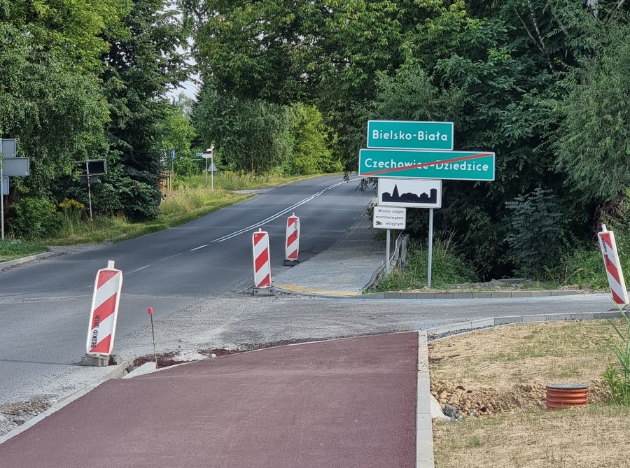 Rowerowa mijanka. Ścieżki się urzędnikom rozjechały - foto