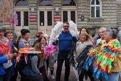 Skrzydlata parada przeszła przez miasto. Uczestnicy zaskoczyli kreatywnością - foto