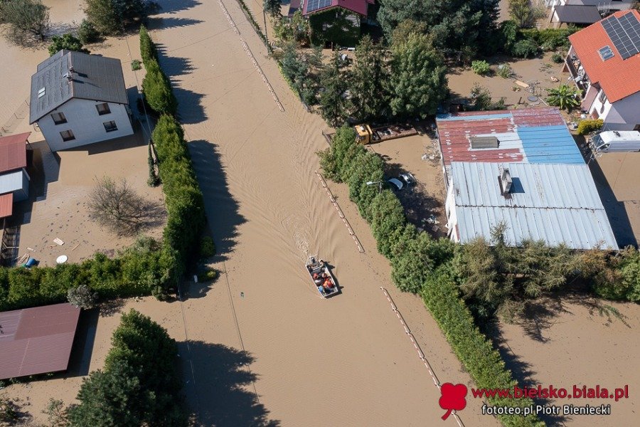 Straty to nawet 250 mln zł. W gminie Jasienica chcą zbiornika, inni mówią o wyższych wałach