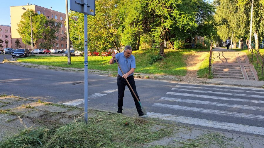 To problem niemal każdego bielskiego osiedla. Radni znów wyręczą służby? - foto