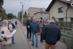 Od lat czują się bezradni i lekceważeni. Urzędnicy nie dotarli, bo przy mediach rozmawiać... nie chcą