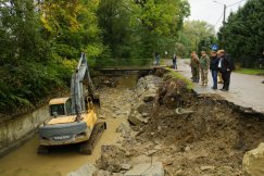 Pełnomocnik rządu ds. odbudowy odwiedził region. Do Bielska-Białej nie zawitał - foto