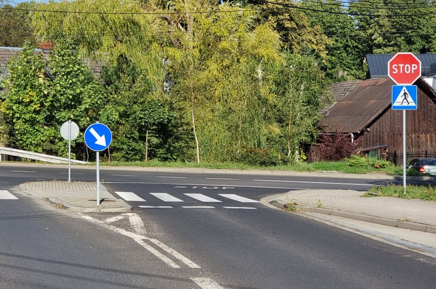 Nie będzie lustra na skrzyżowaniu. Mogłoby stwarzać większe niebezpieczeństwo - foto