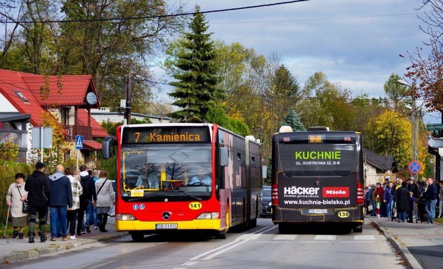 Bezpłatna komunikacja miejska 1 listopada. Dodatkowe linie i przystanki SZCZEGÓŁY