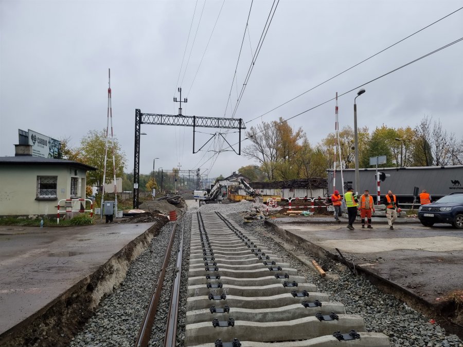 Nie zdążą w deklarowanym terminie. Przejazd będzie zamknięty o tydzień dłużej - foto