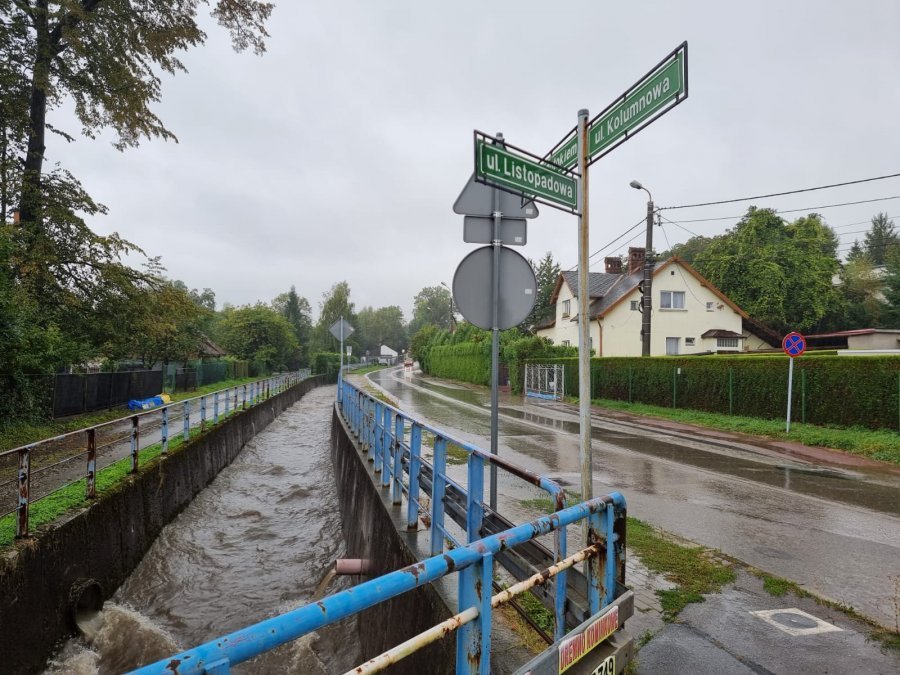 Nie ma zgody w sprawie potoku. Instytucje od miesięcy przerzucają się odpowiedzialnością