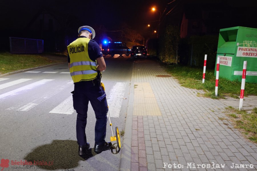 Potrącenie na przejściu, kobieta straciła przytomność. Trafiła do szpitala - foto