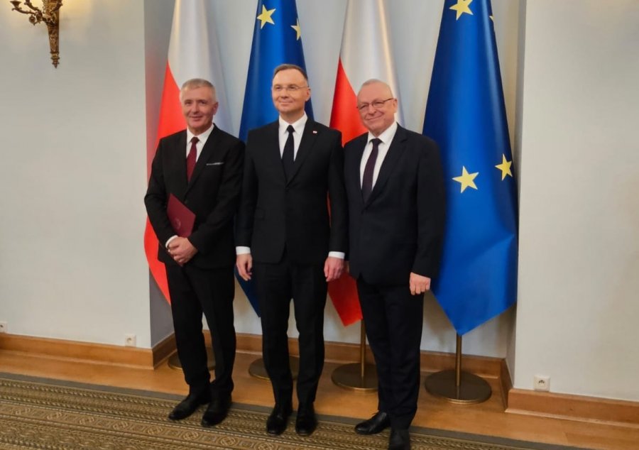Radny został profesorem. Nominację odebrał z rąk prezydenta Andrzeja Dudy - foto
