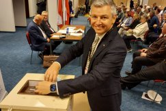 Prezes wskazał, delegaci zatwierdzili. Poseł nowym szefem PiS w Bielsku-Białej - foto