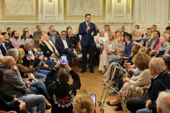 Nie odpuszczają prezydentowi. Sugerują, że złamał kodeks albo wybiórczo traktuje radnych