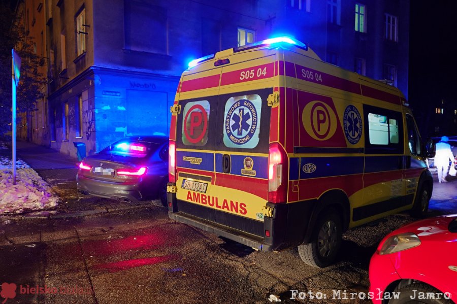 Potrącenie na przejściu. Kobieta w poważnym stanie odwieziona do szpitala! - foto