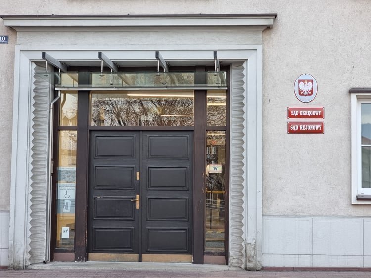 Mają opinię, ale powołują kolejnego biegłego. Dłuższy areszt dla matki 2,5-letniego chłopca