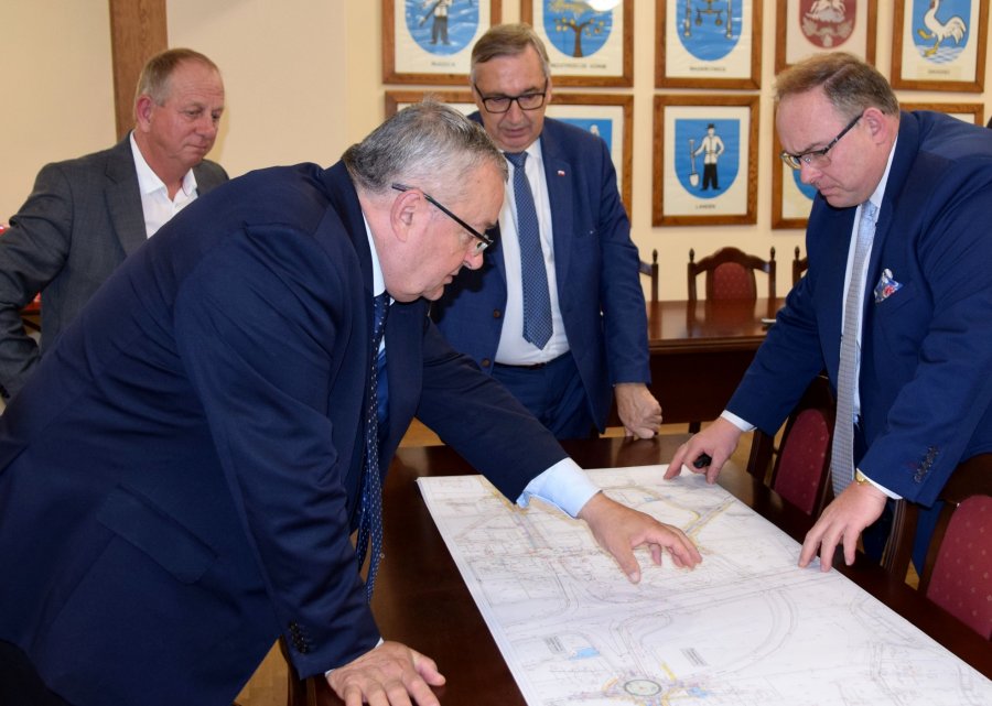 Wójtowie przedstawili założenia budżetów. Nie wszyscy planują z deficytem