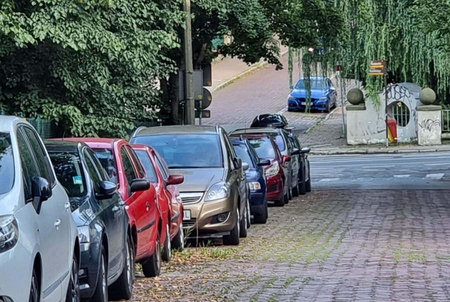 10 minut parkowania za darmo? Padały również propozycje, by stawki były... jeszcze wyższe