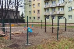 Powstaje obiecany plac zabaw. Będzie gotowy jeszcze w tym roku - foto