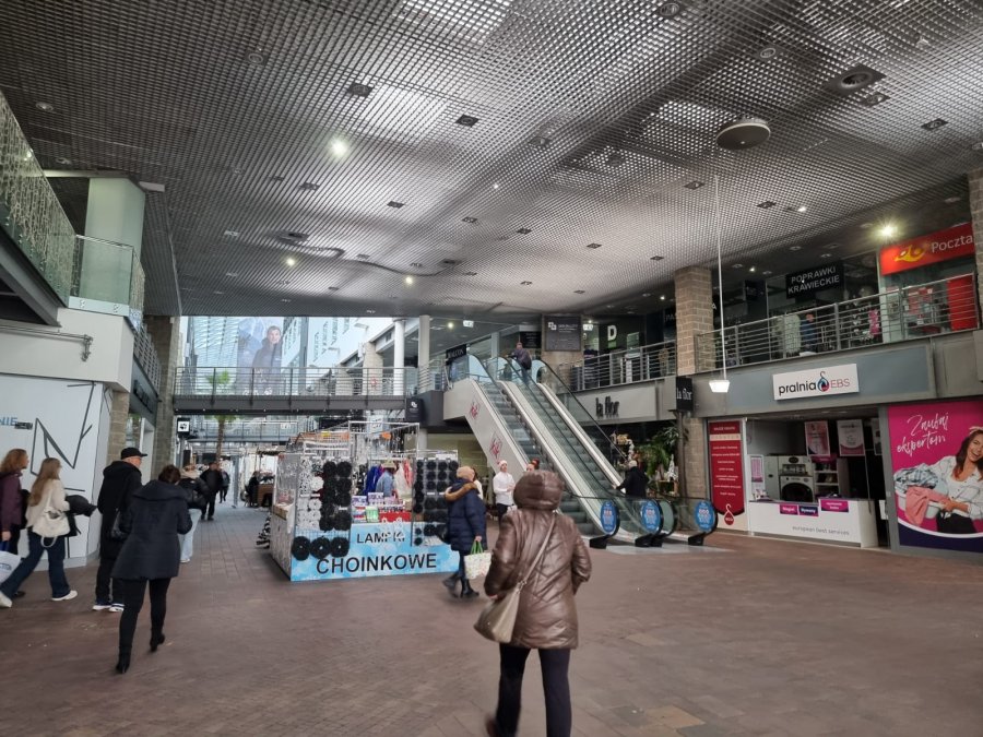 Krótka awaria energetyczna w centrum Bielska-Białej. Zasilania nie było m.in. w Sferze - foto