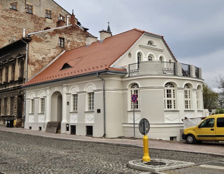 Była kompletną ruiną, która groziła zawaleniem. Tak zabytkowa willa wygląda dziś - foto