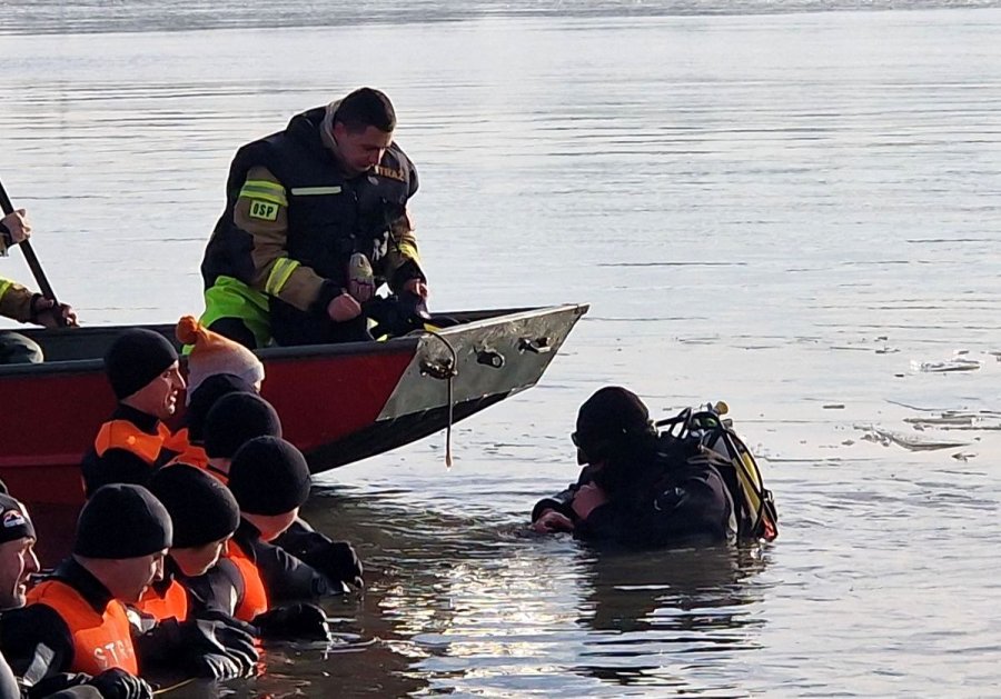 Płetwonurek ujawnia kulisy poszukiwań 24-latki w stawie. „W czasie odprawy jasno tłumaczyliśmy”