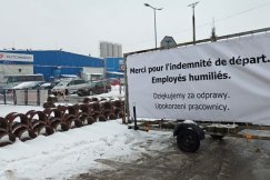 Zwolnienia w bielskiej fabryce. Pracownicy zawiedzeni wysokością odpraw - foto