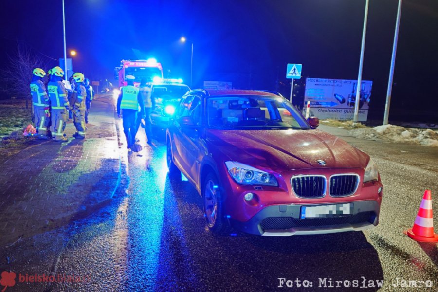 Tragedia na przejściu. Potrącona kobieta zmarła po przewiezieniu do szpitala - foto