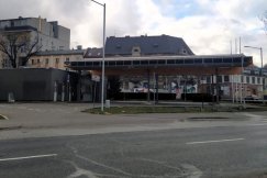 Miasto chce wydzierżawić stację benzynową. Jej elementy są przedmiotem sporu sądowego - foto
