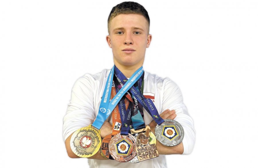 Trenuje dwa razy dziennie i ma dużo pokory. Jego celem jest złoto olimpijskie - foto
