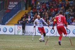W Podbeskidziu stali się kulą u nogi. Dziś właściciel prywatnego klubu zawstydzi miejską spółkę