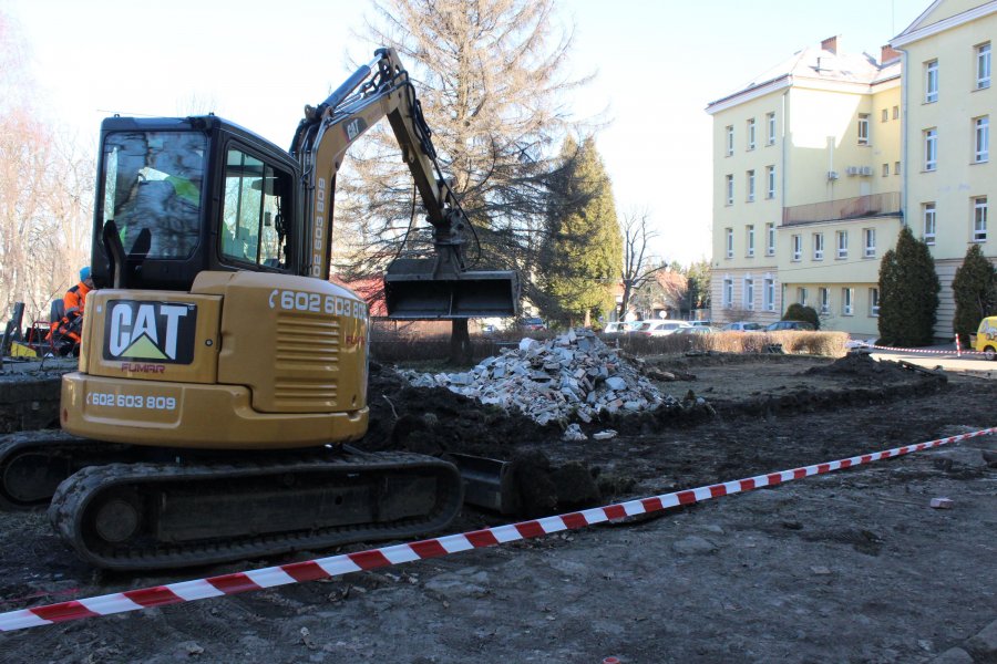 Ograniczenia na szpitalnym parkingu. Kilka miesięcy utrudnień, by później było lepiej - foto