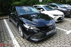 Cztery SUV-y i limuzynę kupiono z rezerwy. Zakup aut to „redukcja ryzyka nieplanowanych wydatków”