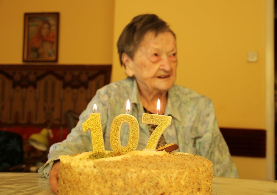 Elitarne grono stale się powiększa. Najstarsza mieszkanka Bielska-Białej ma 107 lat! - foto