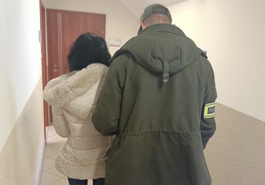 Ukradli z mieszkania pieniądze, a potem grozili maczetą. „Złodziejskie trio” złapane - foto