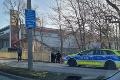 Zwłoki mężczyzny w okolicy Gemini. Na miejscu pracują policjanci - foto
