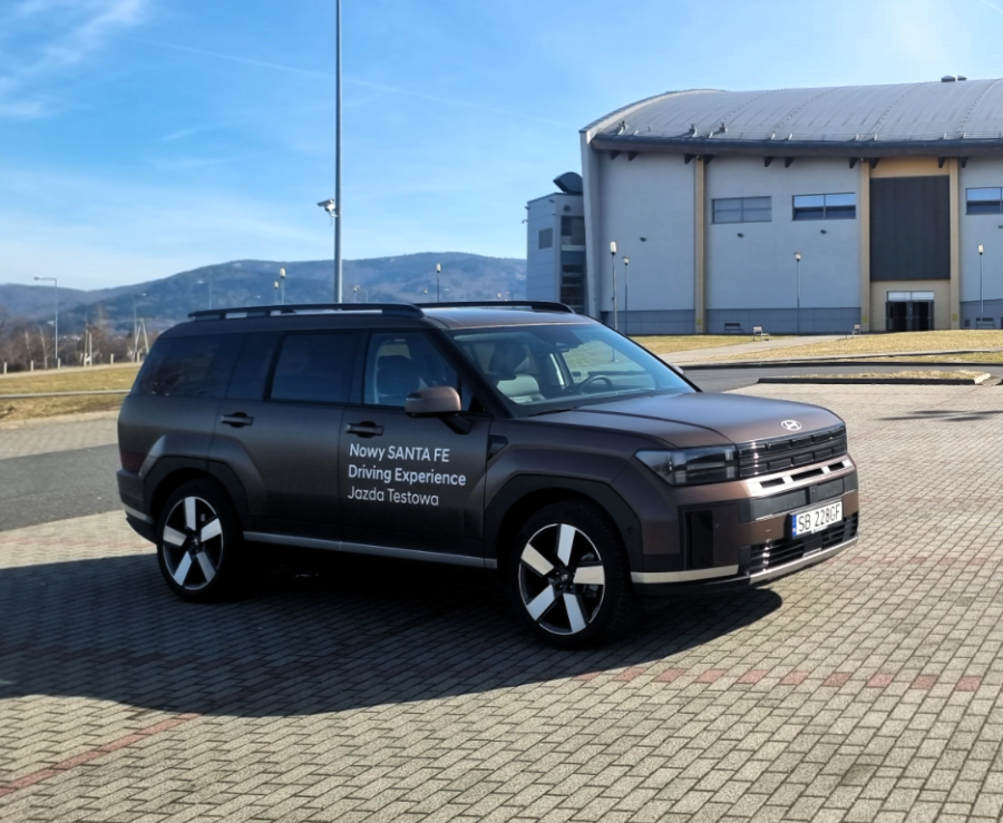 Przestronny, elegancki i wygodny. Nowy SUV dla całych rodzin - foto