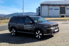 Przestronny, elegancki i wygodny. Nowy SUV dla całych rodzin - foto
