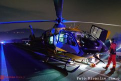 Śmigłowiec LPR lądował na obwodnicy. Poszkodowanego przekazano z ambulansu - foto