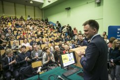 Zmieniają salę na większą. Marszałek Sejmu w czwartek z wizytą w Bielsku-Białej