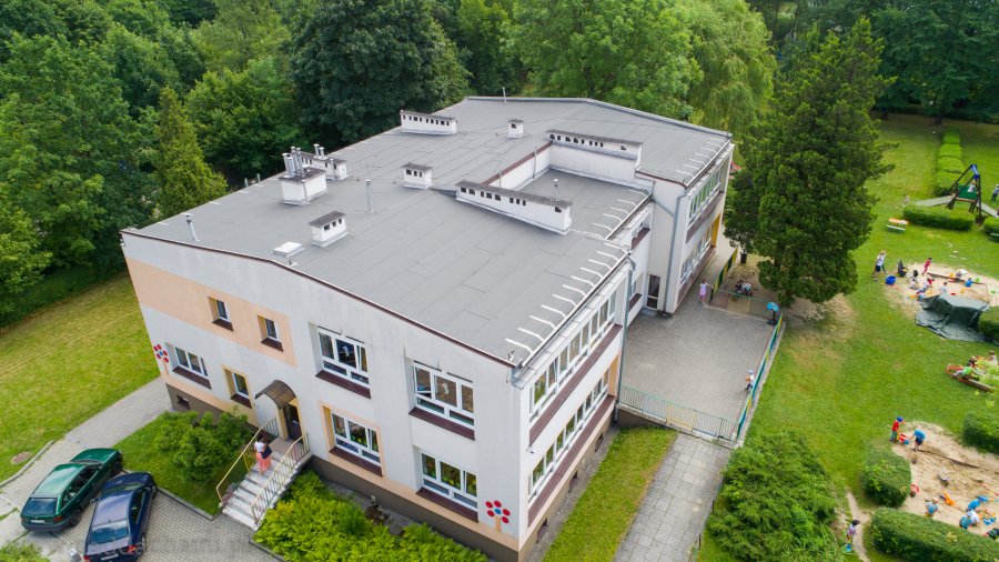 Od dwóch lat działają dzięki odstępstwu od przepisów. Przedszkole czeka przebudowa - foto