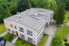 Od dwóch lat działają dzięki odstępstwu od przepisów. Przedszkole czeka przebudowa - foto