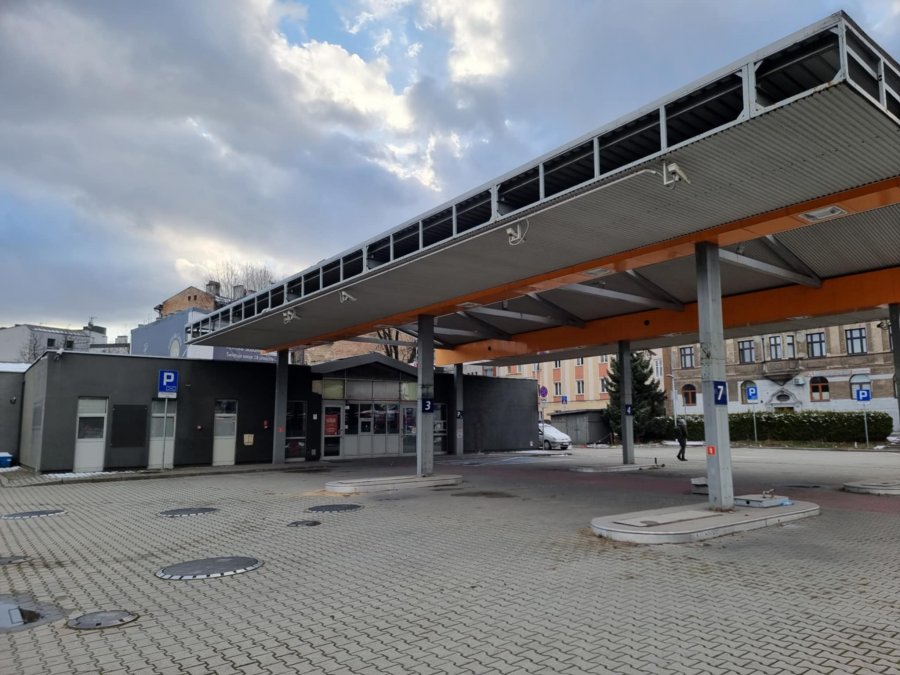 Fiasko przetargu na dzierżawę stacji paliw. Odstrasza cena czy spór z koncernem? - foto