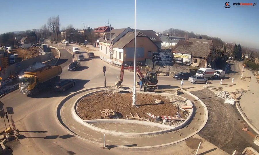 Rondo w Hałcnowie wciąż nieukończone. Jest kolejny termin oddana inwestycji - foto